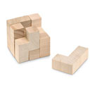 Puzzle cubo 7 pezzi in legno in astuccio di cotone.


